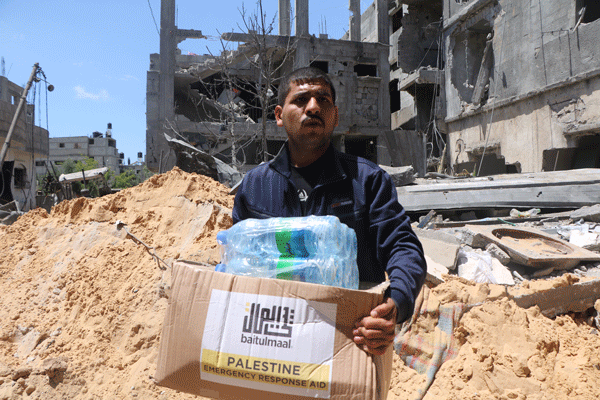 Emergency Aid Distributed in Sheikh Jarrah, Gaza Strip