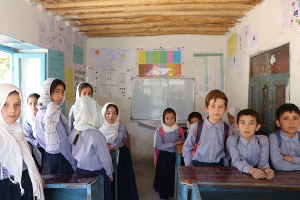250 Students in Afghanistan Receive Back-to-School Support