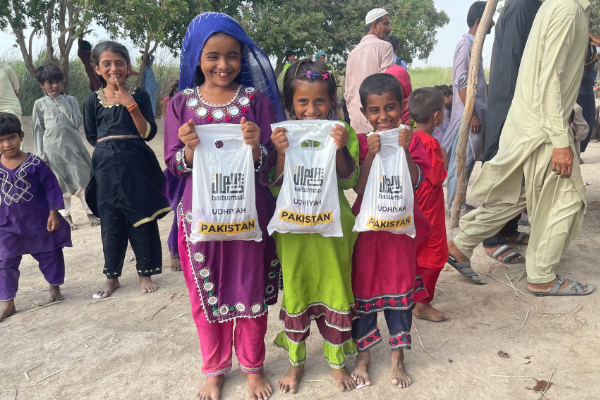 Fresh Meat for 6K Meals Distributed in Pakistan