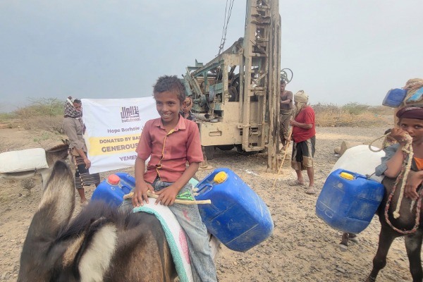 New Borehole Brings Clean Water to 400 Families in Yemen